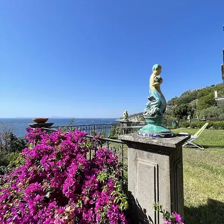Serenità: Charming Retreat With Sea Views Villa Massa Lubrense