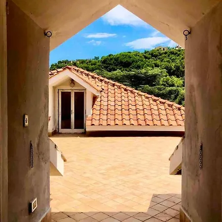 Villa Serenità: Charming Retreat With Sea Views Massa Lubrense